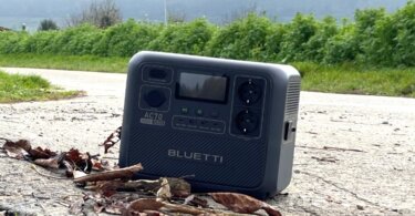 Bluetti AC70 Power Station im Test im VW Bus
